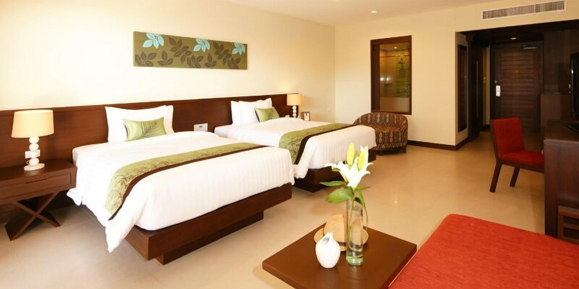 The Heritage Pattaya Beach Resort-Sha Екстериор снимка