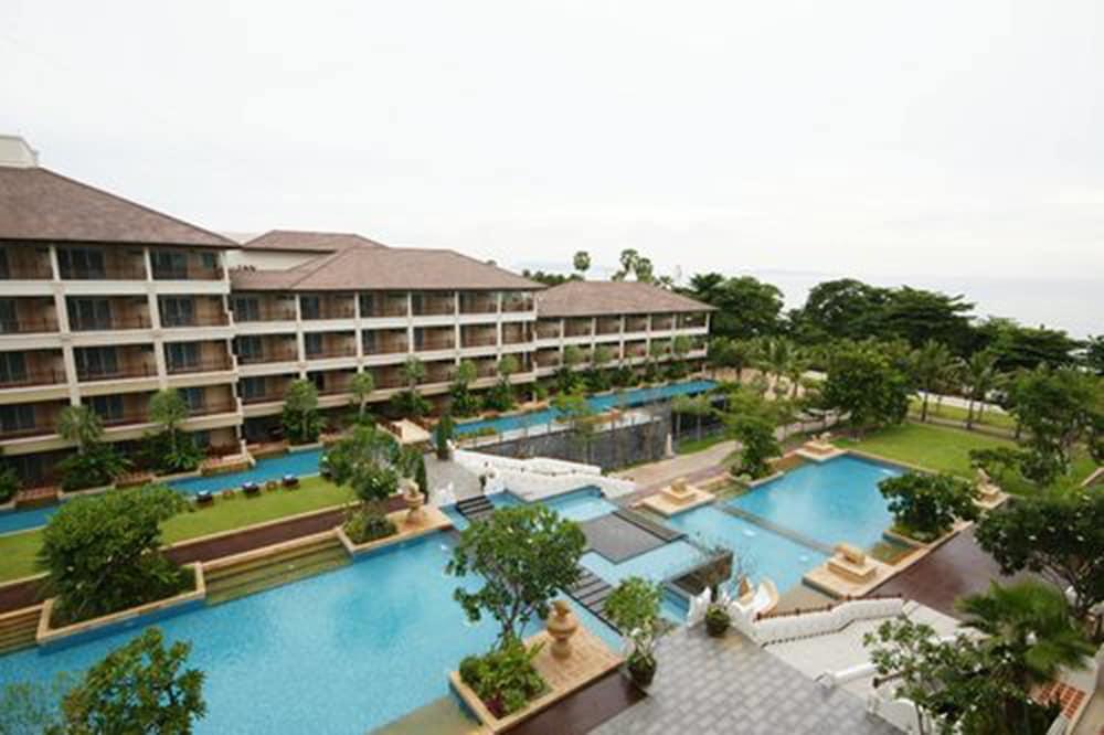 The Heritage Pattaya Beach Resort-Sha Екстериор снимка