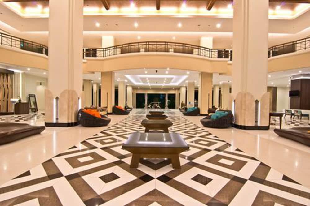 The Heritage Pattaya Beach Resort-Sha Екстериор снимка