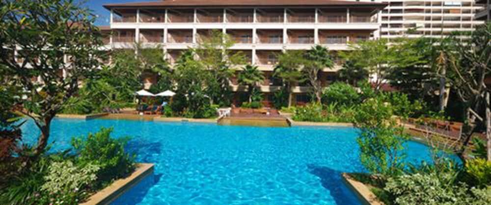 The Heritage Pattaya Beach Resort-Sha Екстериор снимка