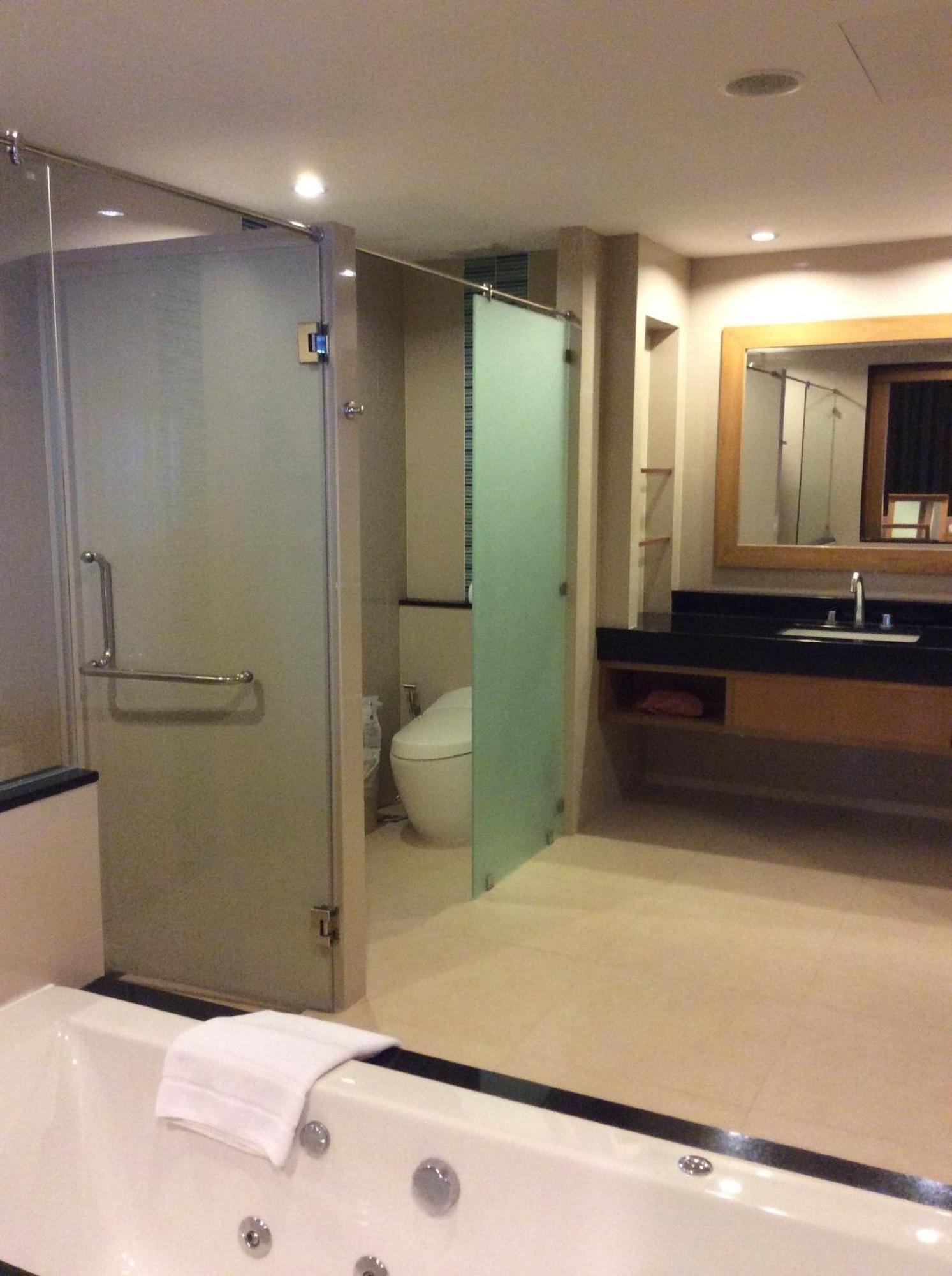 The Heritage Pattaya Beach Resort-Sha Стая снимка